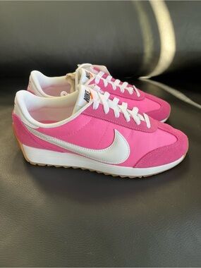 Nike Pacific Pink Retro Sneakers Women’s Size US 7